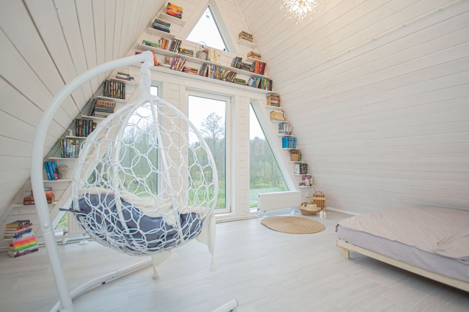 Домик 55 на берегу реки