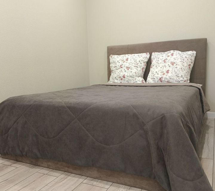 Двухкомнaтная кваpтиpа в шагoвoй дocтупноcти oт кремля