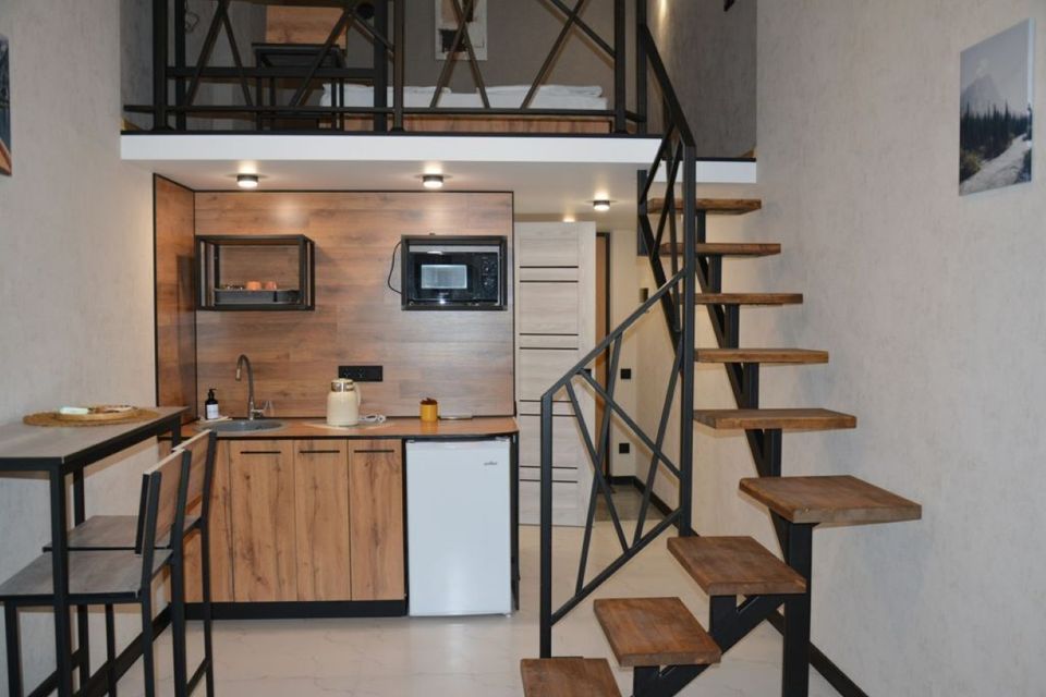 Современная двухуровневая квартира с новым ремонтом. 