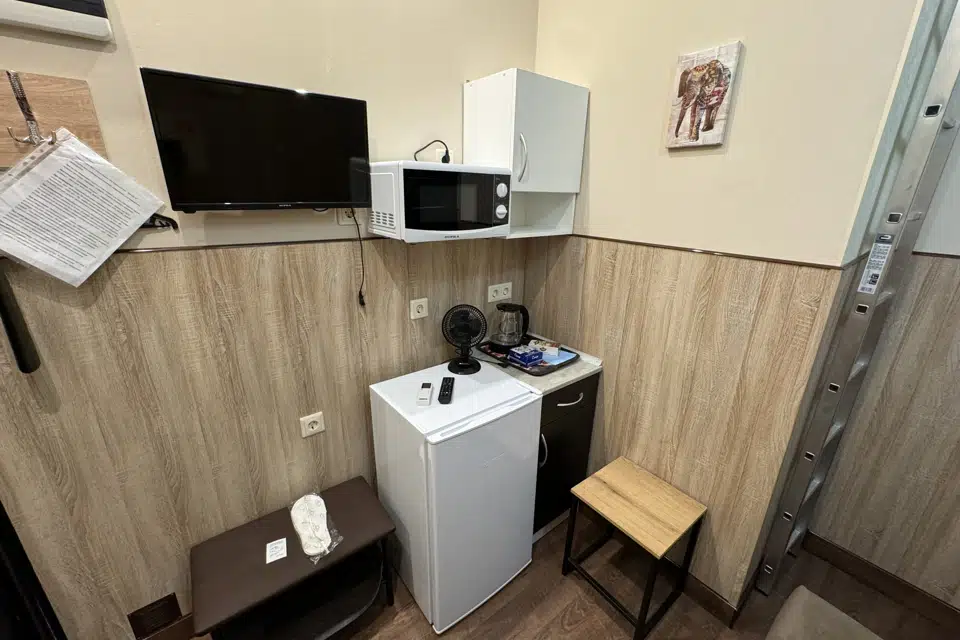 Апартаменты на Смольной, 44к2, БЕЗ ОКНА,с двумя кроватями,13
