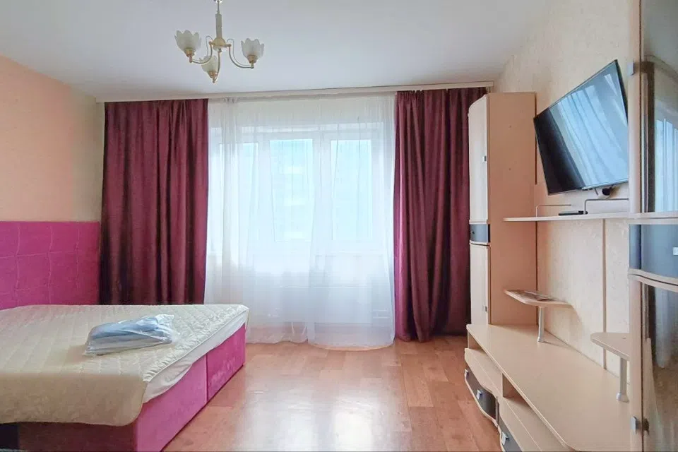 Уютная квартира для большой семьи рядом с ТРЦ Июнь
