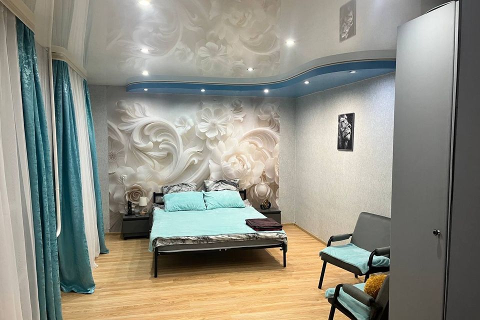 Тихий спальный район, хорошая трнаспортная развязка