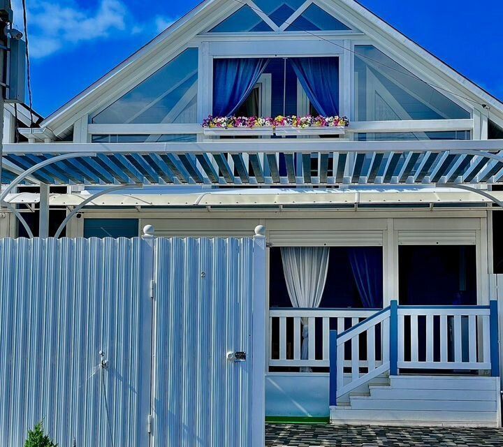 Уютный коттедж с отдельным входом и мангальной зоной