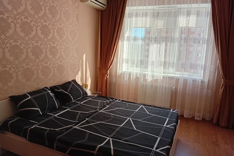 квартира с видом на стадион 