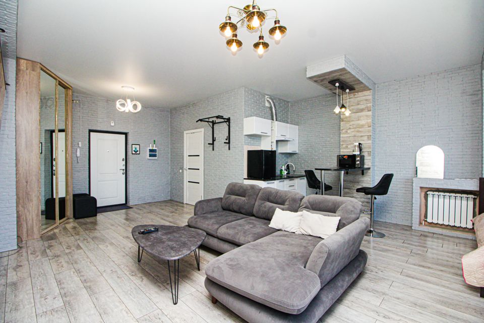 Студия с красивым видом на реку Обь