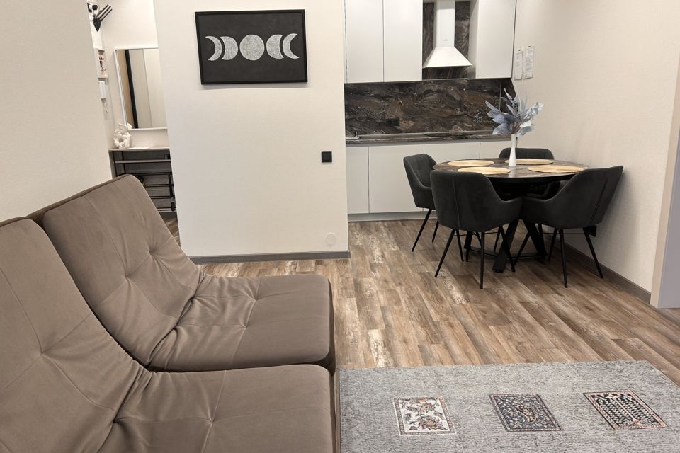 2 комнатная  квартира в Европейском, недалеко от аквапарка