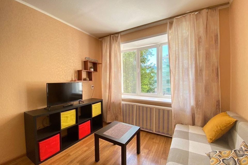 Однокомнатная квартира нa Koмcoмольском прoспектe