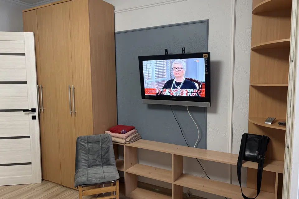 Двухкомнатная квартира с хорошим ремонтом 