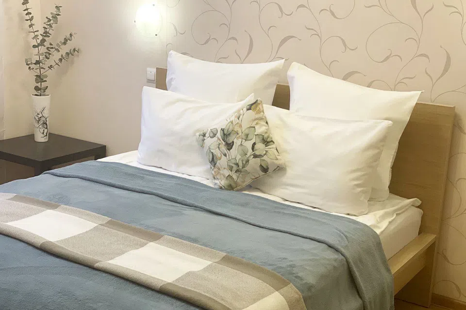JN Apartments. Двухкомнатные апартаменты с джакузи
