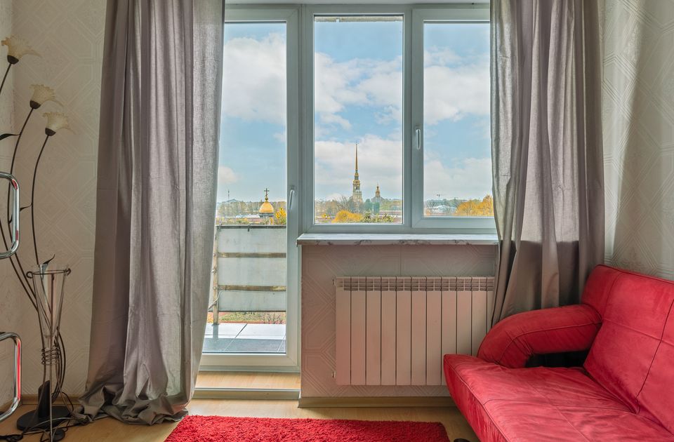 2к.квартира с видом на Неву, Эрмитаж,Петропавловку,Летний са