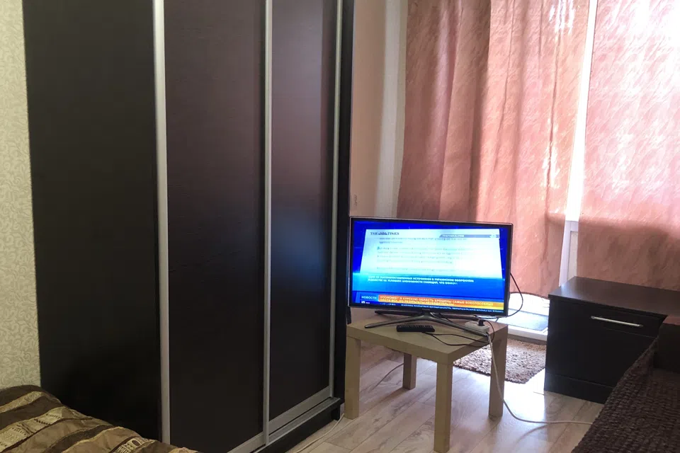 уютная квартира район клиники Мешалкина