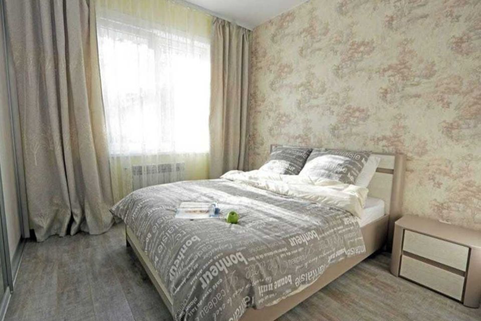 Уютная квартира возле МНТК