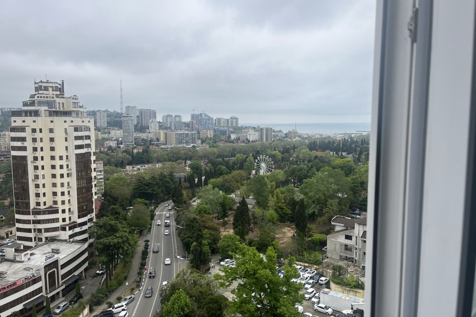 Стильная квартира с видом на море, рядом с парком Ривьера