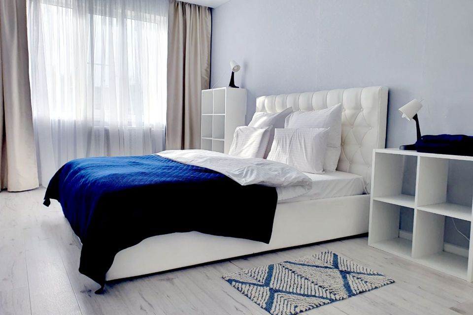 Уютная квартира на ул.Набережная с видом на озеро