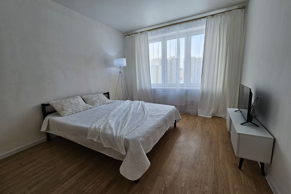 Квартира возле ТЦ Кристалл