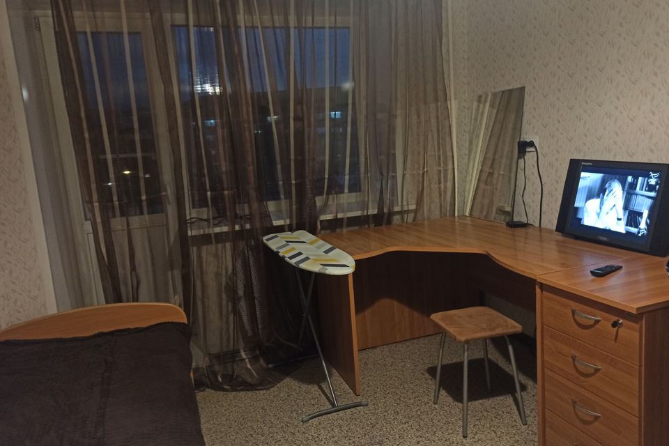 Напротив речного вокзала