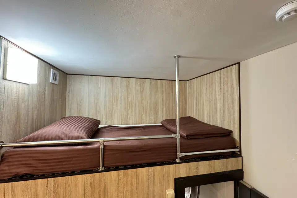Апартаменты на Смольной, 44к1, БЕЗ ОКНА, с двумя кроватями,2