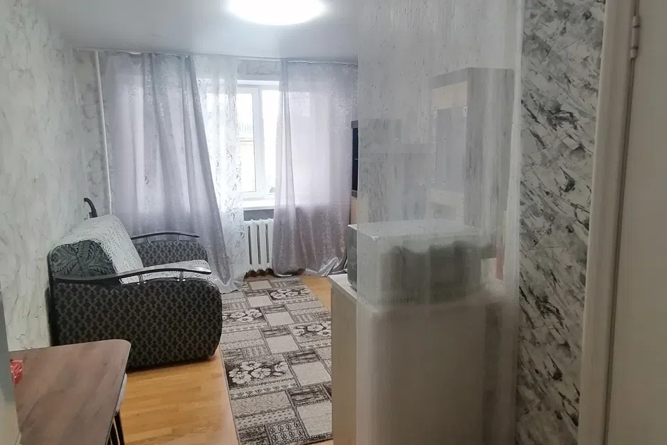 Уютная комната гостиничного типа в центре города. 