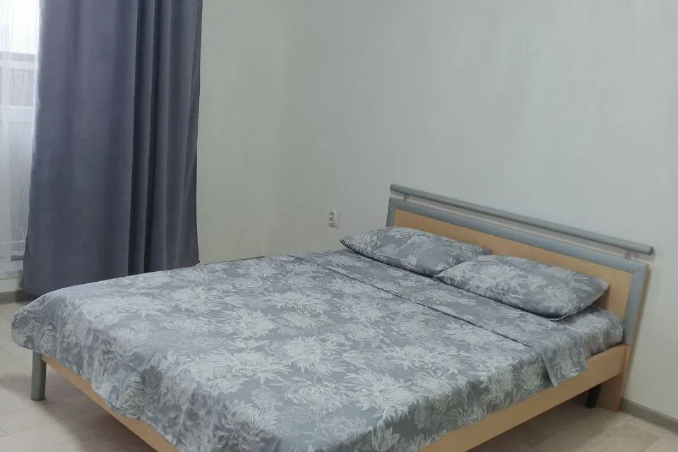 Уютную квартира с видом на реку и на город.