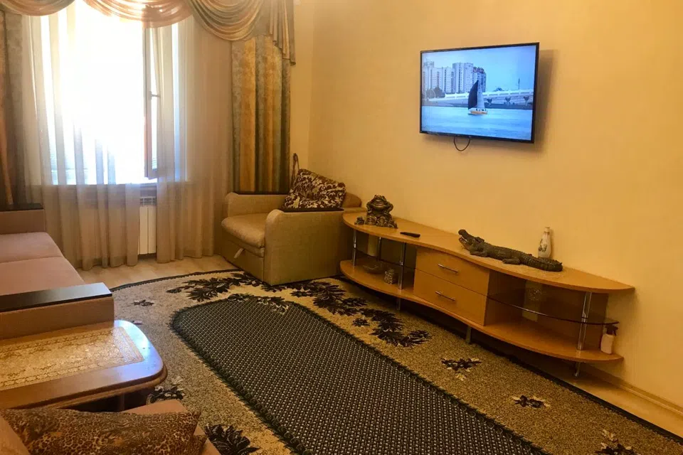 Квартира в центре с отдельным входом.