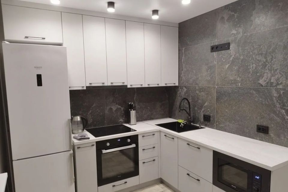 Квартира в центре города. Парк Зеленый Лог. 