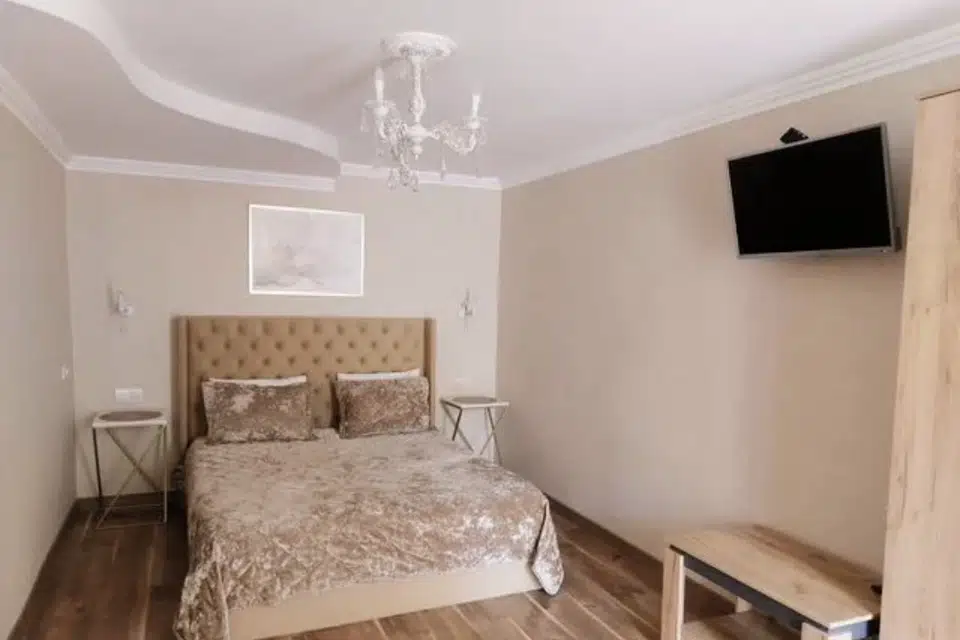Квартира в парке на Хрусталева 