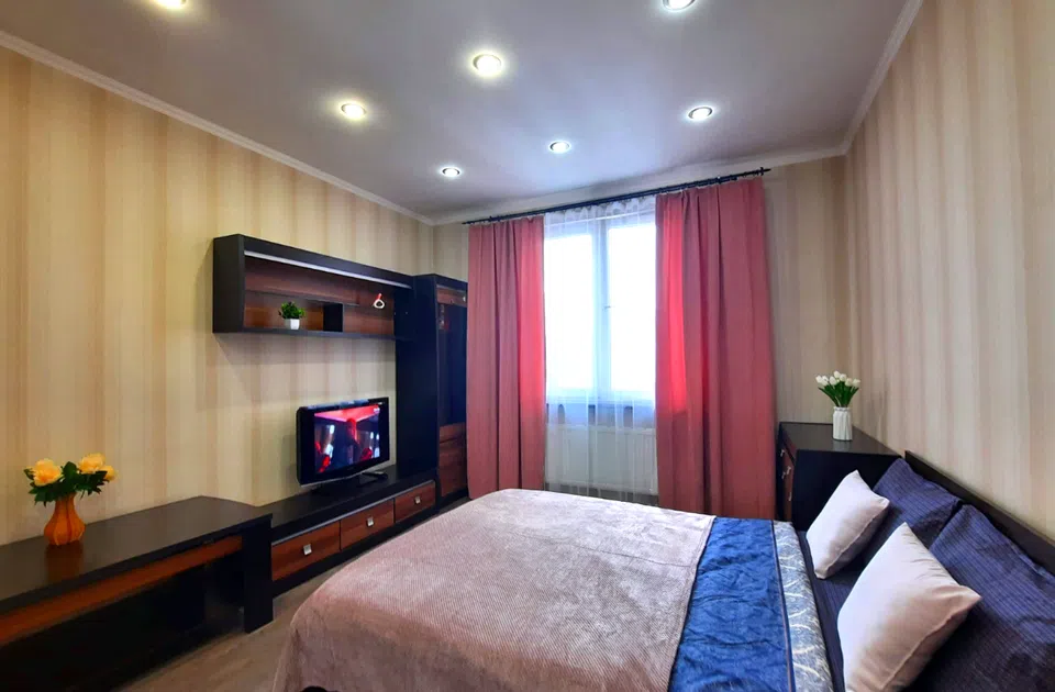 Loft Studio 1-комнатная квартира 42 кв.м с лоджией