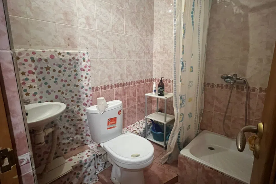Уютная квартира в районе ТЦ Семья