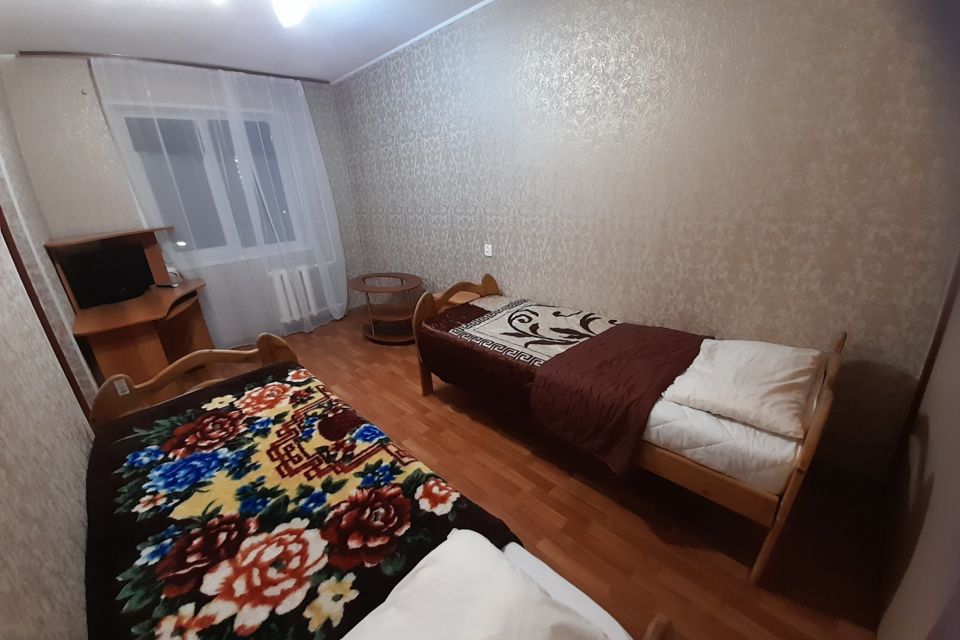Двухкомнатная квартира рядом с центром города