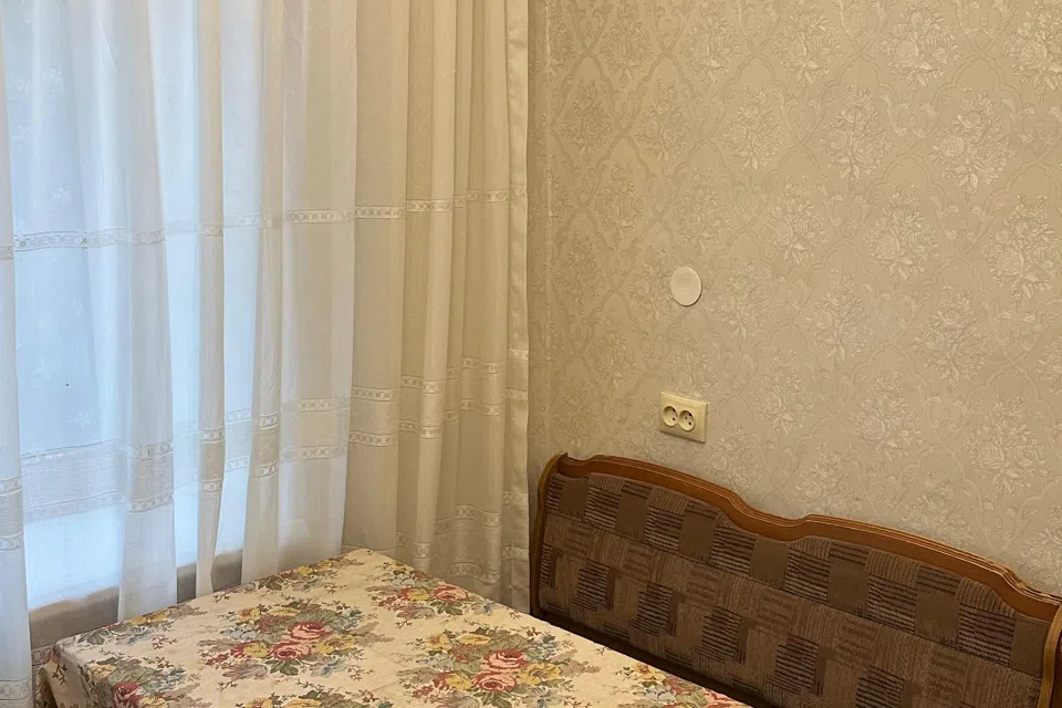 Уютная 2-х комн.квартира на 1-ом этаже, 3-х этажного дома. 