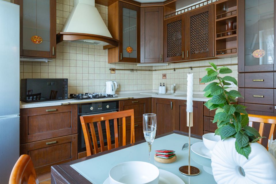 ГОРОДСКИЕ ЛЕГЕНДЫ — ЖИВИТЕ В СТИЛЕ DOLCE VITA