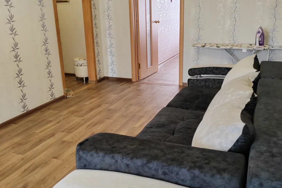 Сдам комфортную двухкомнатную квартиру
