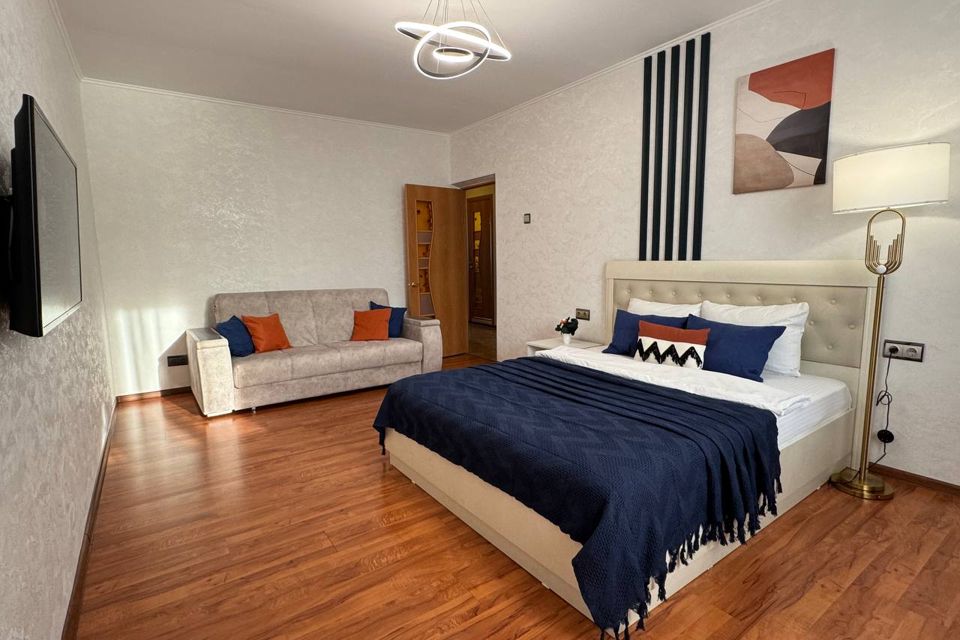 Ассорти, видовая двухкомнатная квартира с видом на реку Обь