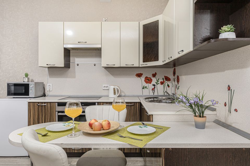 Уютная квартира-студия с видом на город,1Большая кровать. 