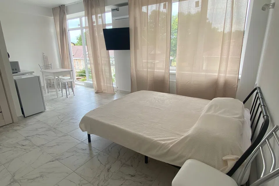 КРАСИВАЯ СТУДИЯ 600м ДО МОРЯ
