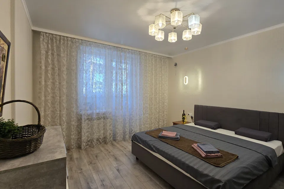 Просторная квартира с 4 спальнями в центре Пятигорска, ЖД 