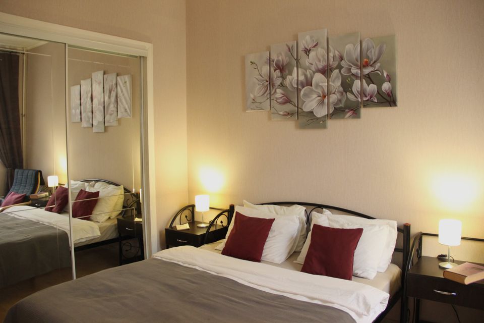 Апартаменты с двумя спальнями, Конная ул.12