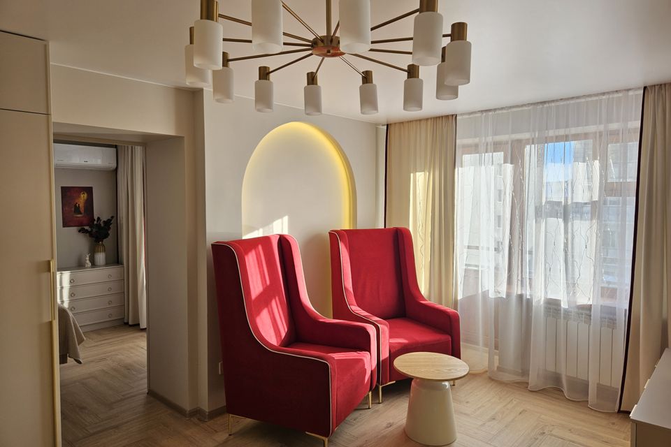 2-комн.кв. с видом на Волгу и фонтаны, гл.пешеходная ул.