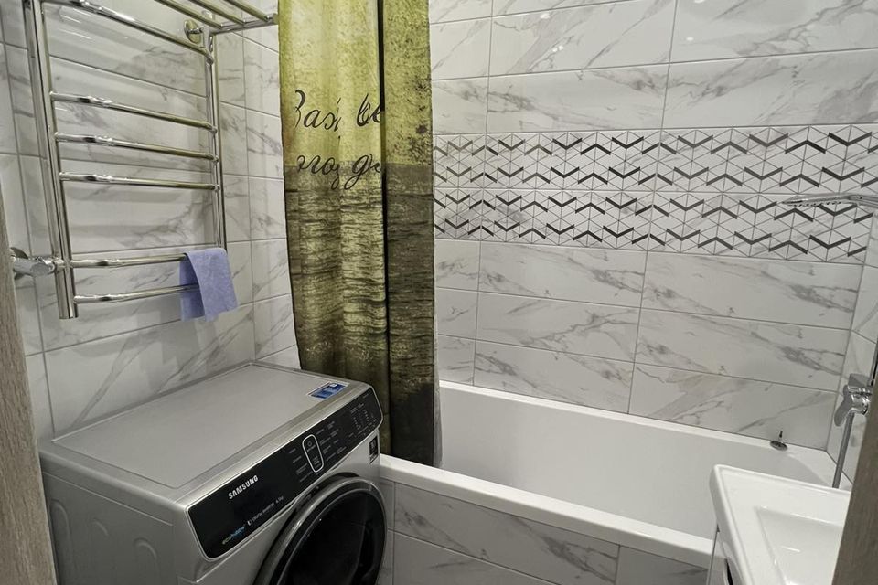 Элитная однокомнатная квартира с евро ремонтом 