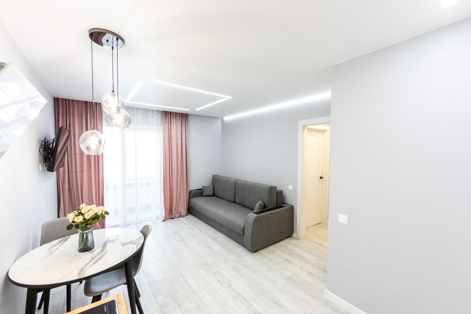 возле аквапарка и набережной