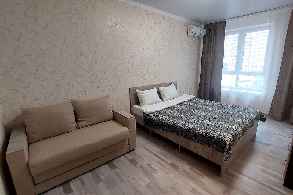 1-к. квартира, 38 кв, 3 кровати