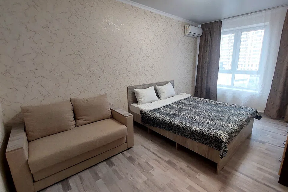 1-к. квартира, 38 кв, 3 кровати