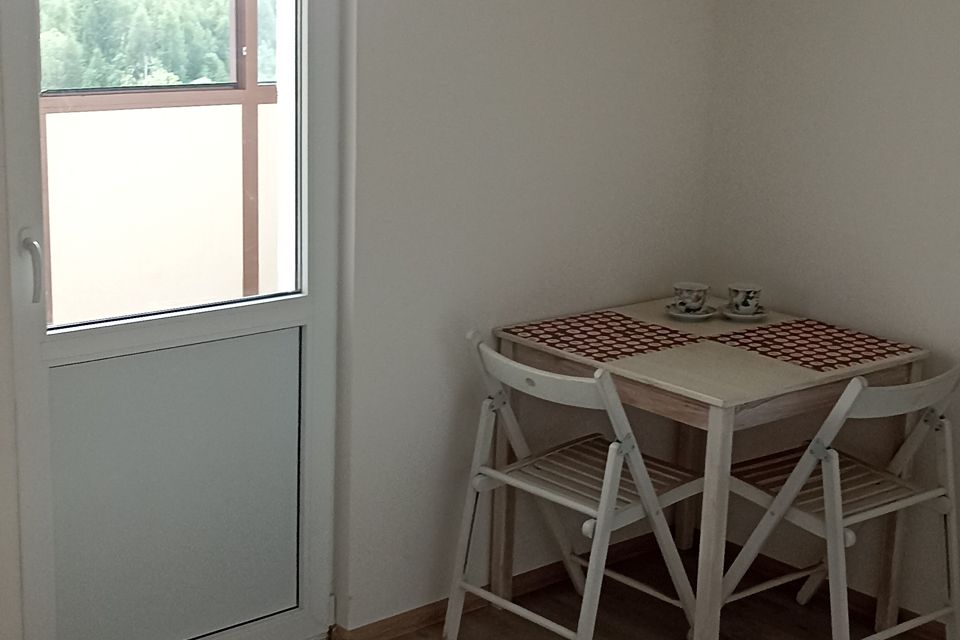 Уютная студия, в тихом районе города 