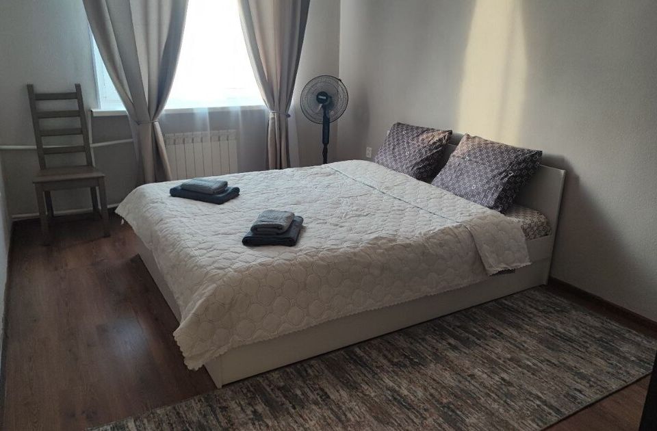 2к.квартира у Ботанического сада Академии им. С. М. Кирова.