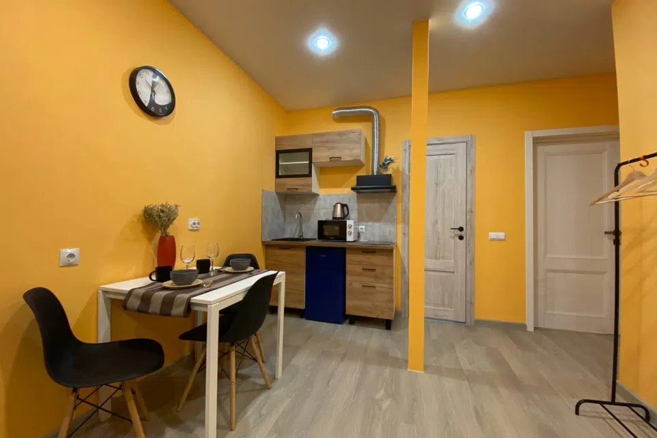 Room-Room. Апартаменты Кировский 3