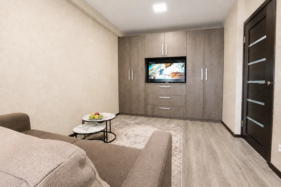 У Парка Победы в 10 мин от пляжа и Aquamarine Resort SPA