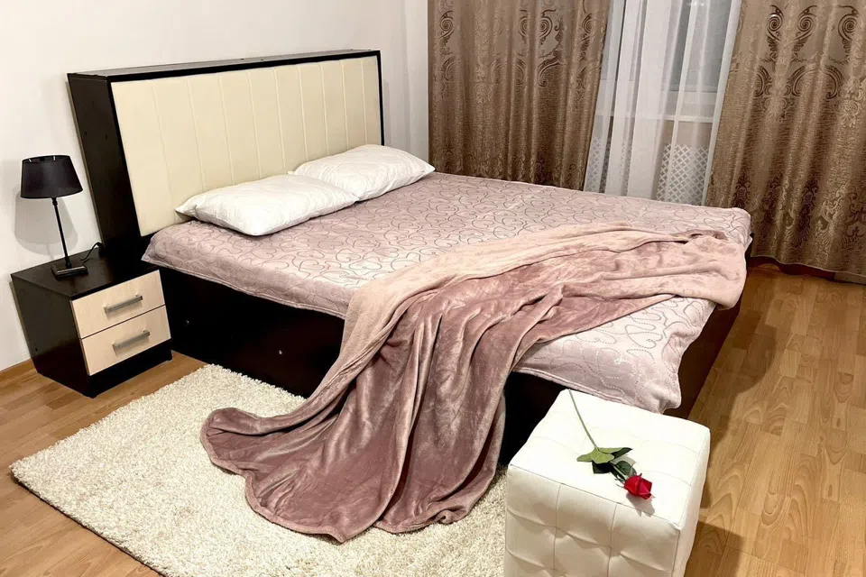 Квартира напротив ледового дворца КРИСТАЛЛ