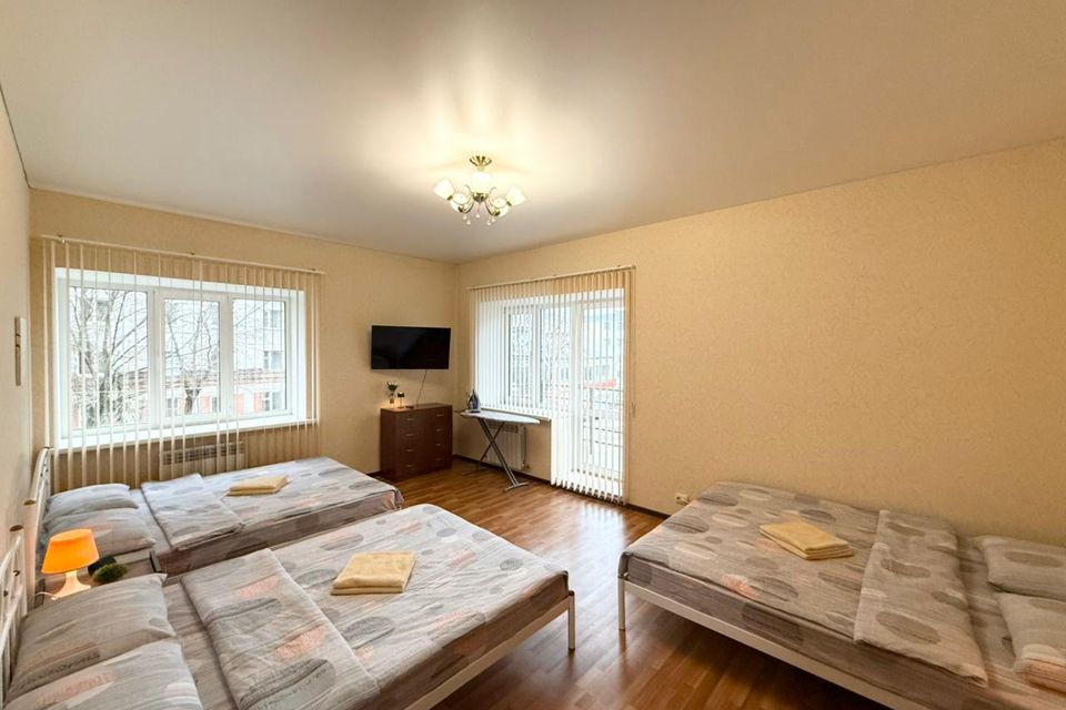 2 комнатная квартира у Площади Победы