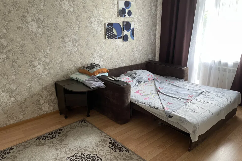 уютная квартира у главной улицы г. Гатчина ул. соборная