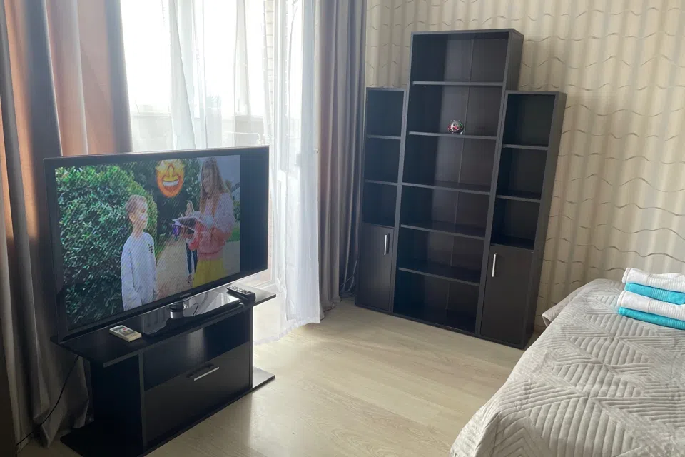 уютная квартира с балконом на 22 этаже